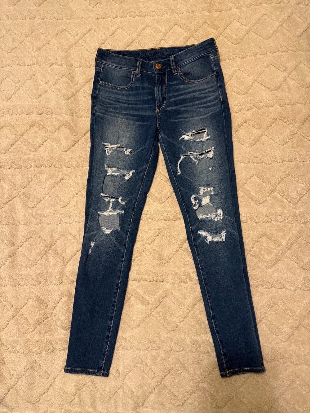 American Eagle Jegging 6 Short Distressed Hi Rise